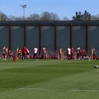 记者：对阵国米赛前最后一堂训练课，帕夫洛维奇参加了球队合练