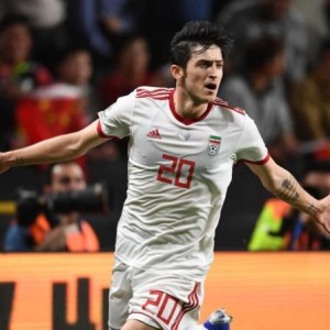 mk-伊朗体育部曾下令禁召阿兹蒙 奎罗斯抗议扭转乾坤